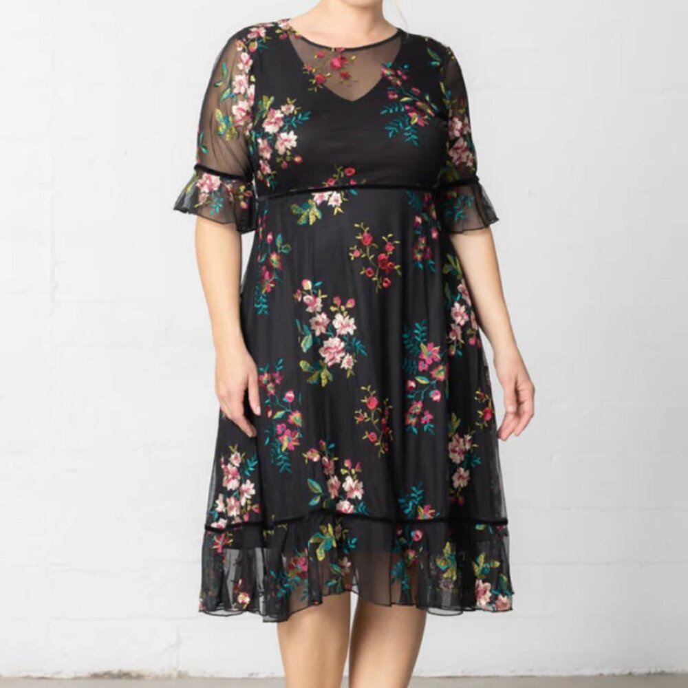 Kiyonna Wildflower Embroidered Dress Size 2X